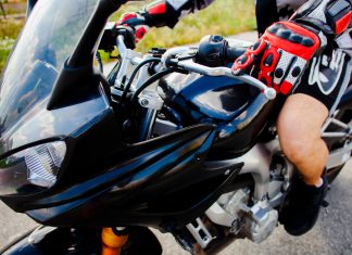 Kako zaštititi svoj motor i putovati bezbedno: sve o protektorima za motor Kako zaštititi svoj motor i putovati bezbedno: sve o protektorima za motor